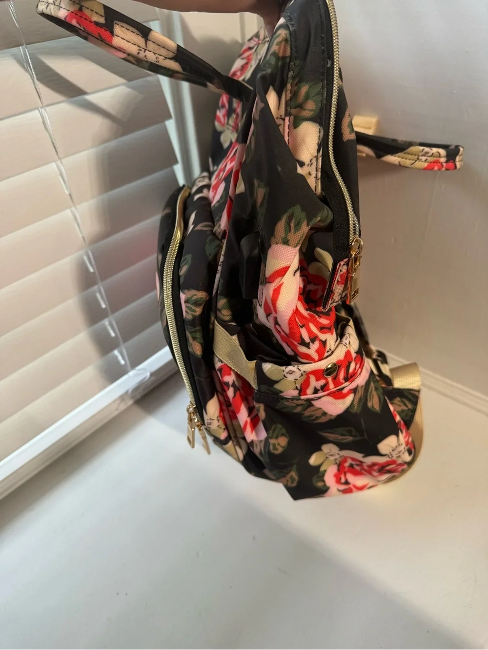 VSNOON Floral Laptop Backback- Freedom and Happiness with Pink & Red Roses